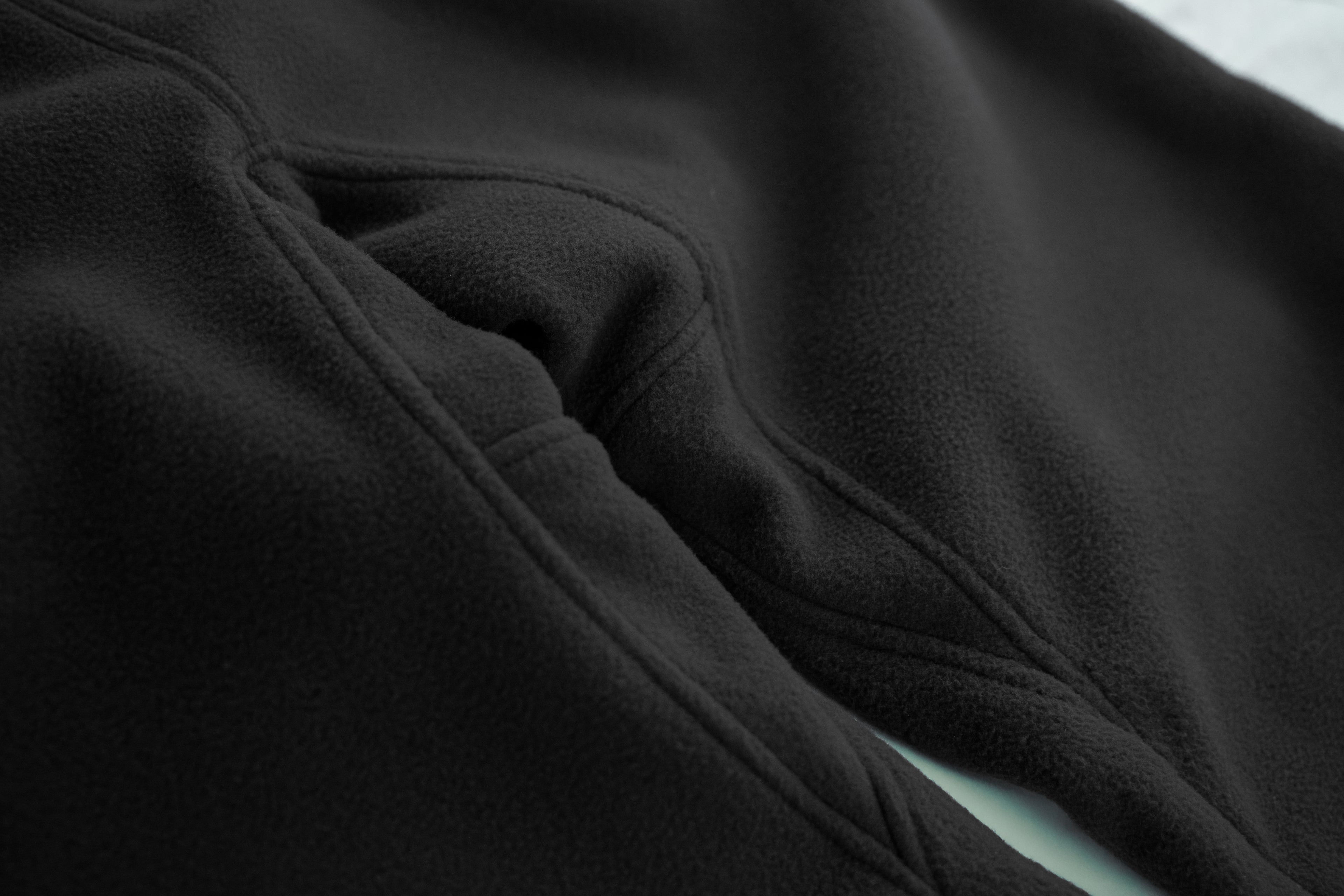 Side-Zip Fleece Pants - Black