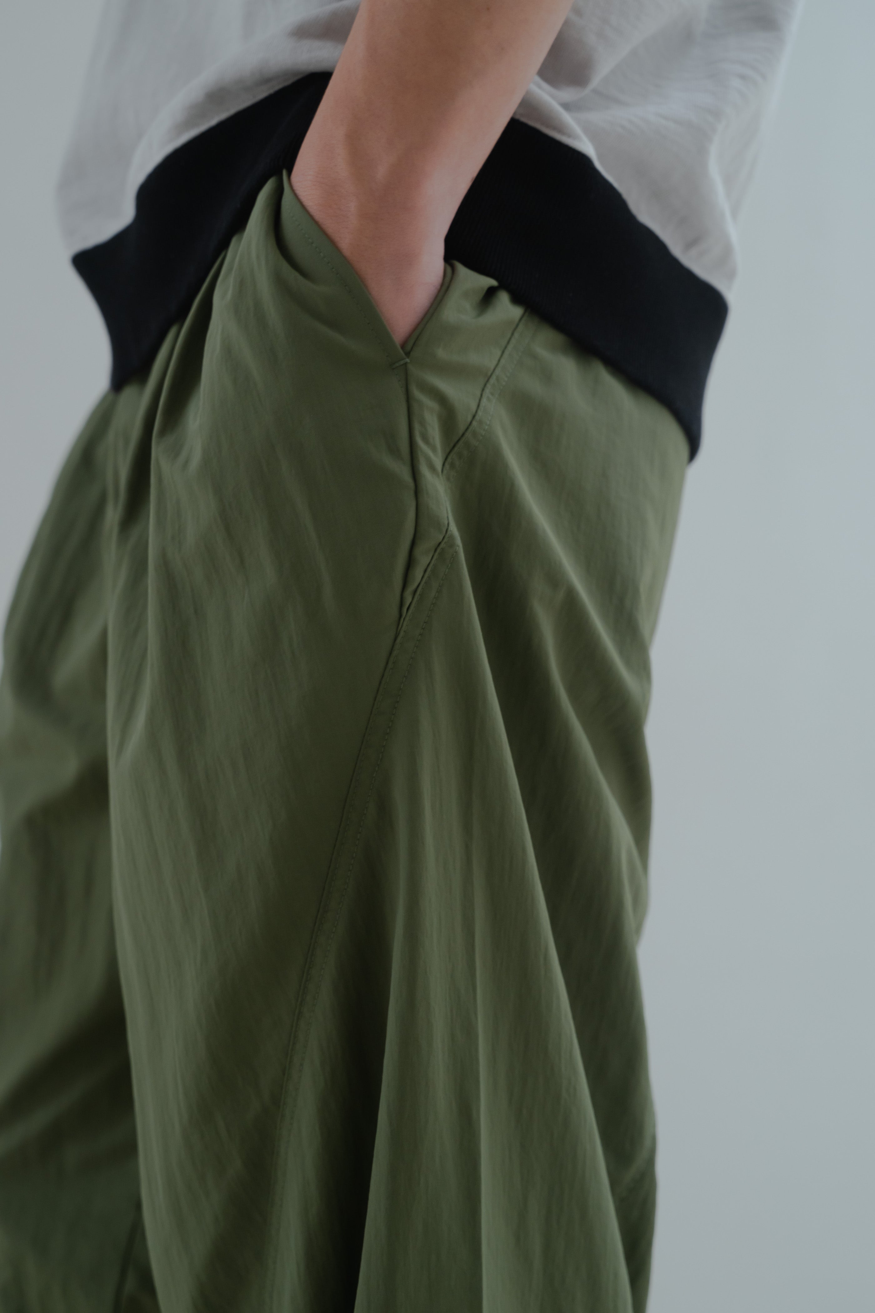 Nylon Easy Pants - Olive
